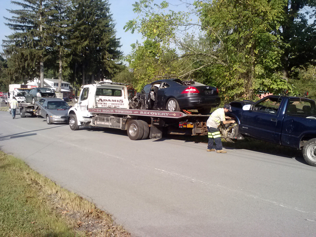 Securing-Caravan-of-Wrecks.jpg Securing-Caravan-of-Wrecks.jpg